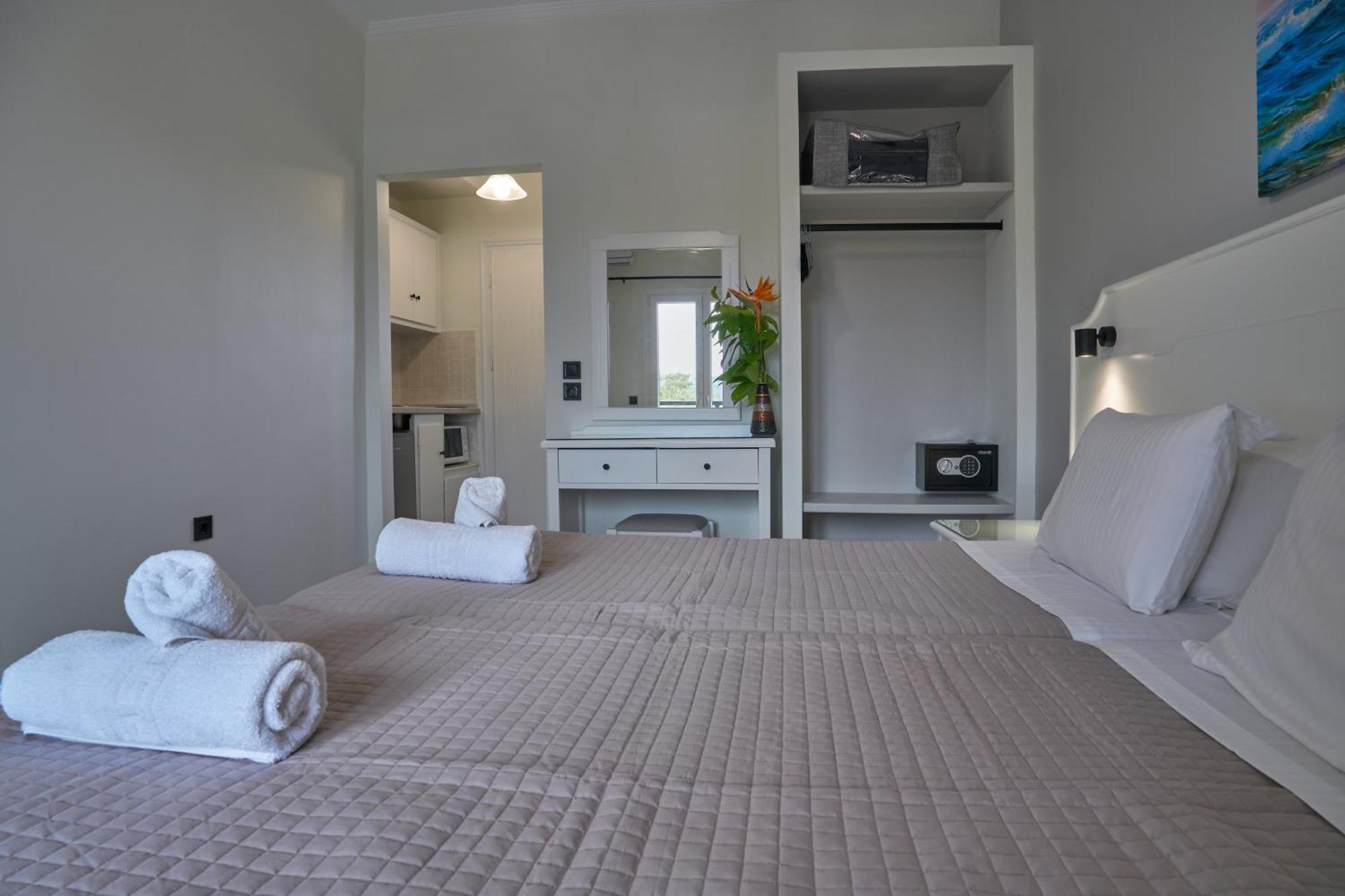 Fiona Apartments Roda  Exterior photo